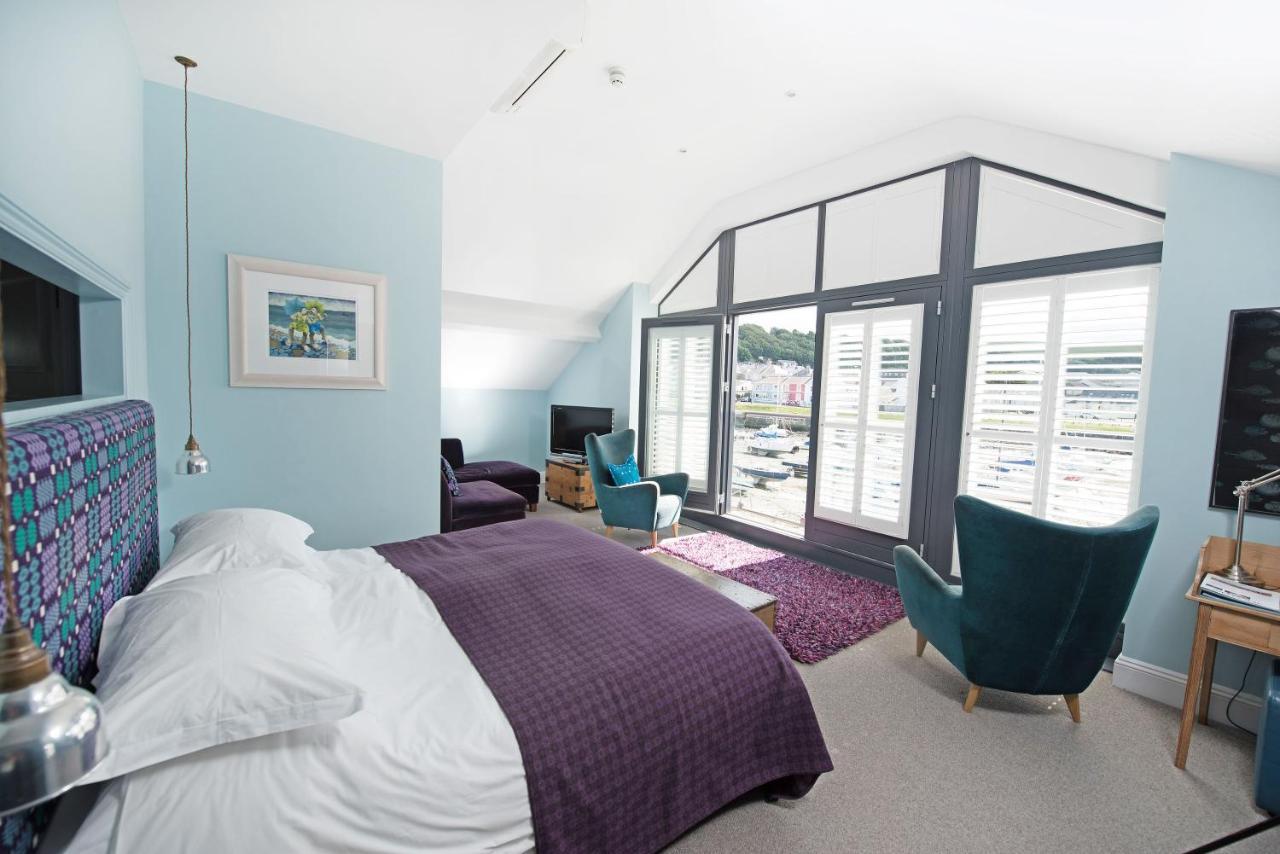 Harbourmaster Hotel Aberaeron Exterior foto